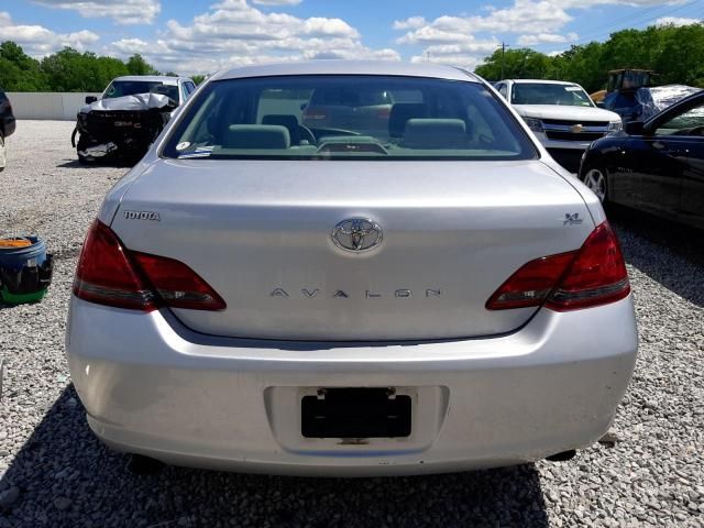 2008 Toyota Avalon XL