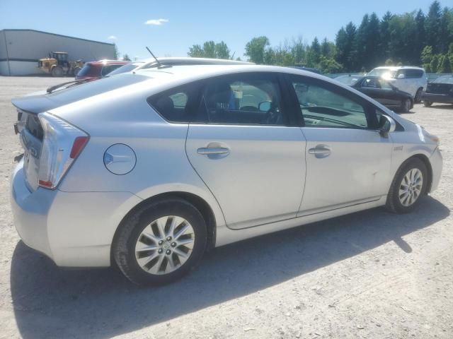 2014 Toyota Prius PLUG-IN