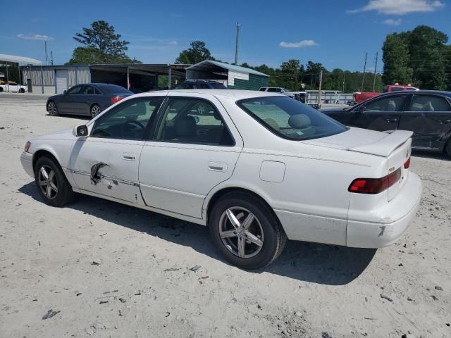 1999 Toyota Camry LE