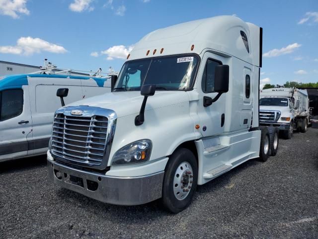 2017 Freightliner Cascadia 125