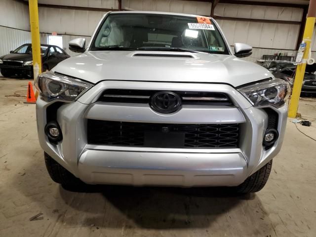 2023 Toyota 4runner SE