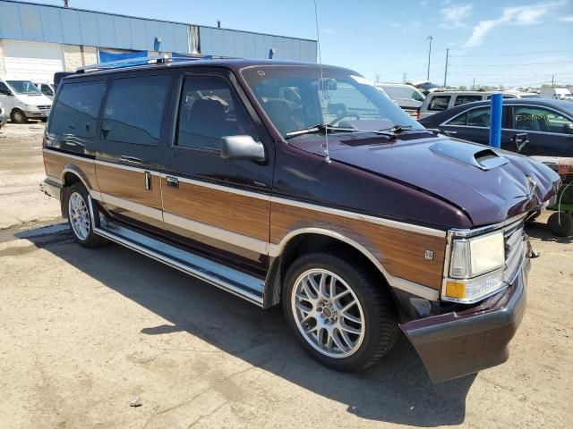 1988 Plymouth Grand Voyager LE
