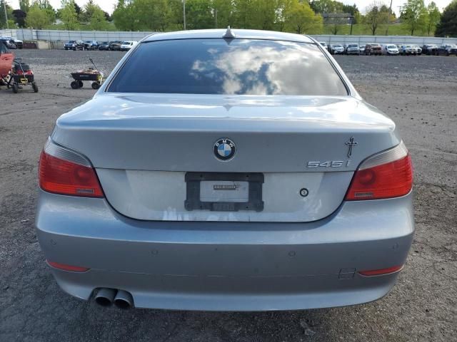 2004 BMW 545 I