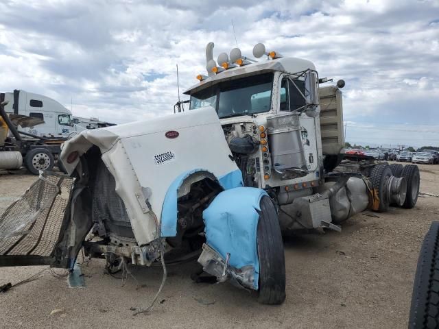 2000 Peterbilt 379