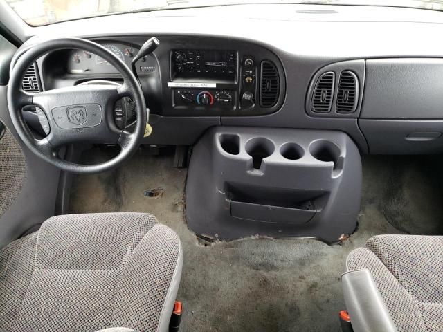 1998 Dodge RAM Wagon B3500