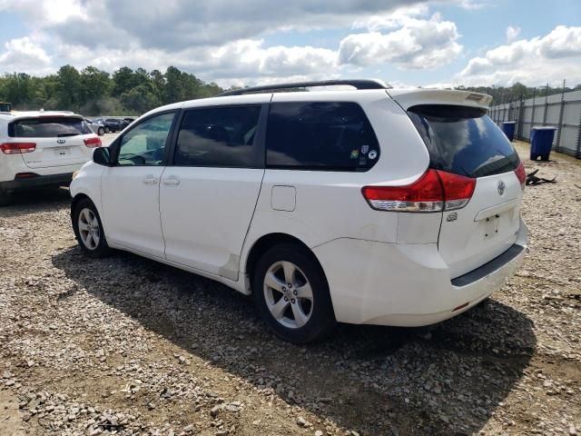 2011 Toyota Sienna LE