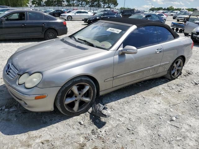 2005 Mercedes-Benz CLK 320