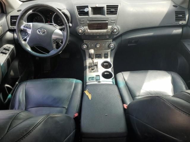 2011 Toyota Highlander Base