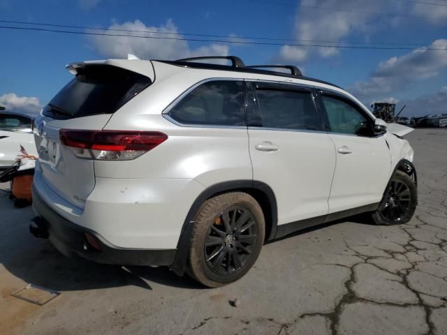 2019 Toyota Highlander SE