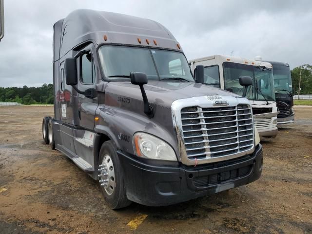 2014 Freightliner Cascadia 125