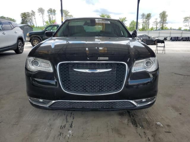 2017 Chrysler 300 Limited