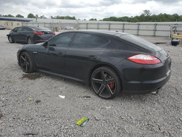 2011 Porsche Panamera 2