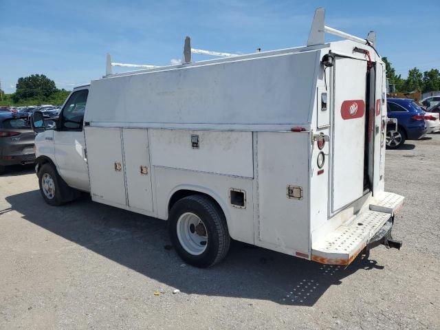 2007 Ford Econoline E350 Super Duty Cutaway Van