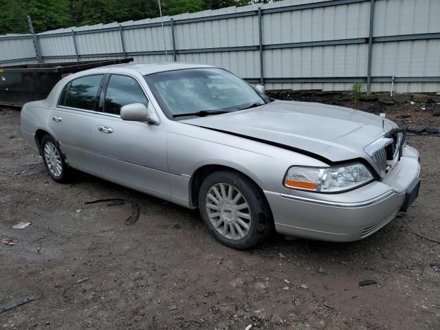 2003 Lincoln Town Car Executive