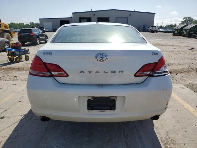 2010 Toyota Avalon XL