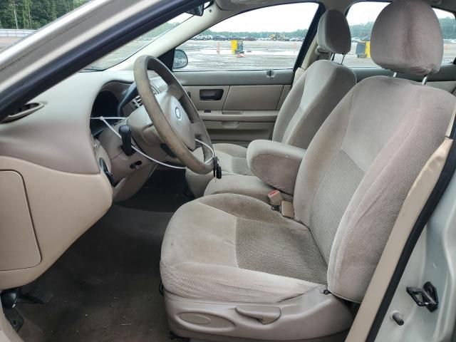 2005 Ford Taurus SE