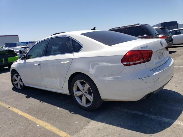 2013 Volkswagen Passat SE