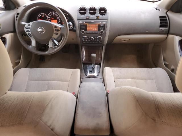 2010 Nissan Altima Base