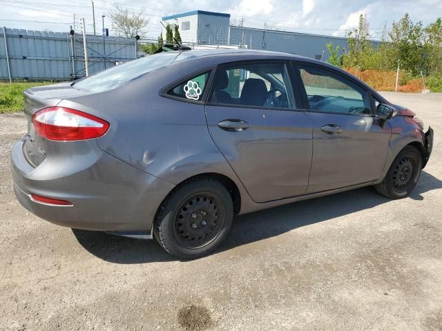 2014 Ford Fiesta SE