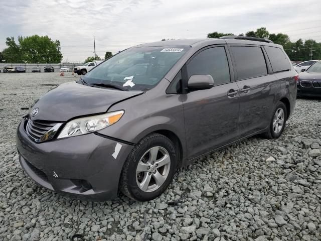 2015 Toyota Sienna LE