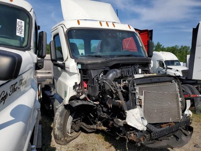 2022 Freightliner Cascadia 116