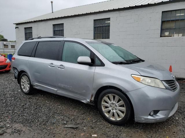 2012 Toyota Sienna XLE