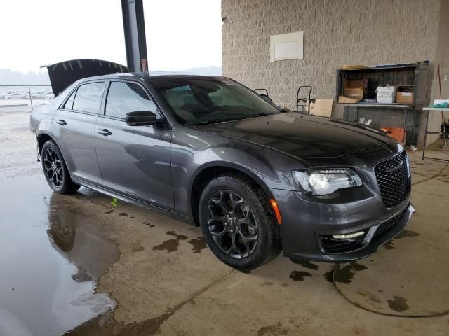 2022 Chrysler 300 Touring L