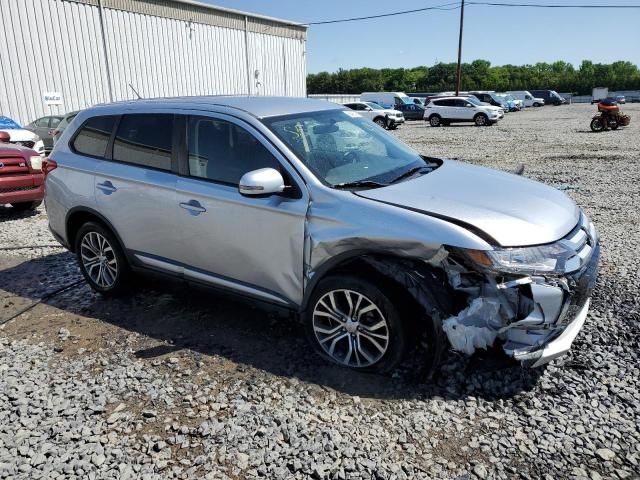 2016 Mitsubishi Outlander SE