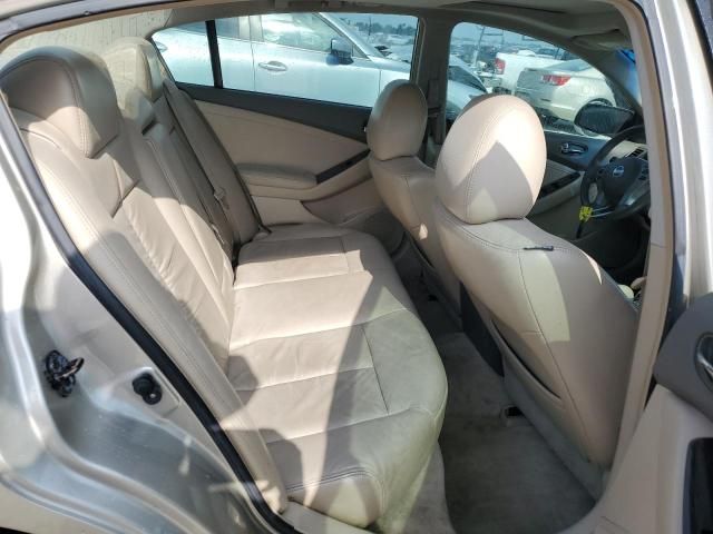 2010 Nissan Altima Base