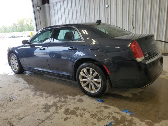 2017 Chrysler 300 Limited