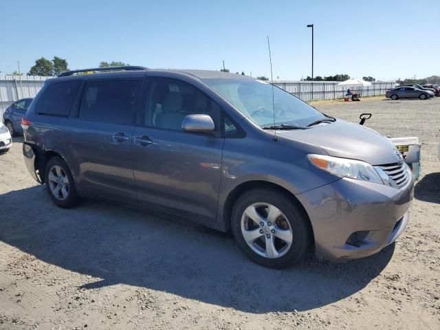 2012 Toyota Sienna LE