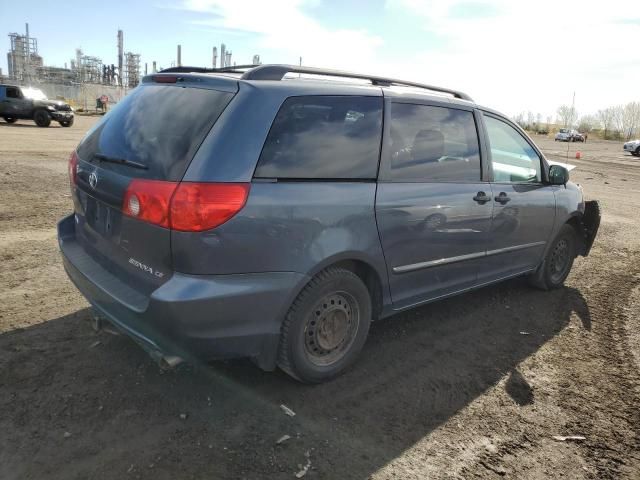 2010 Toyota Sienna CE