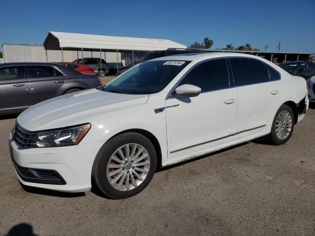 2016 Volkswagen Passat SE