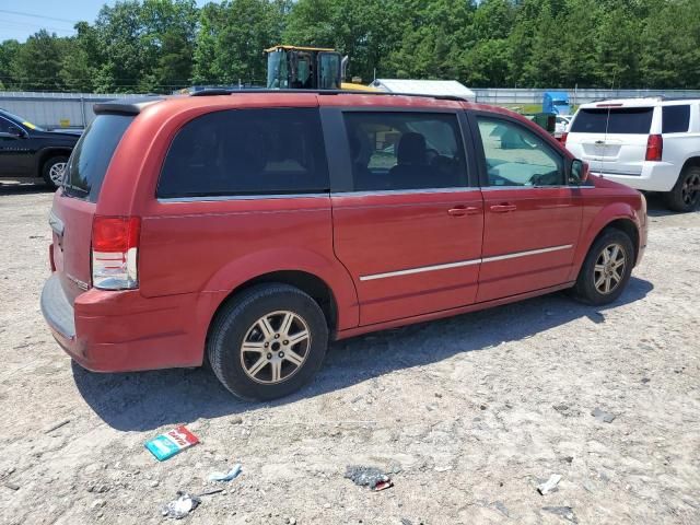 2010 Chrysler Town & Country Touring