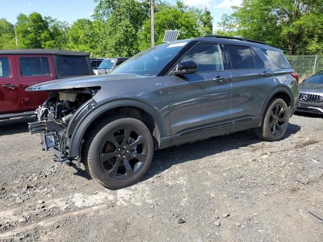 2022 Ford Explorer ST-Line