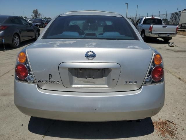 2002 Nissan Altima Base