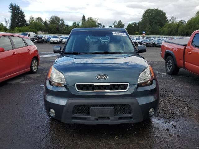 2011 KIA Soul +