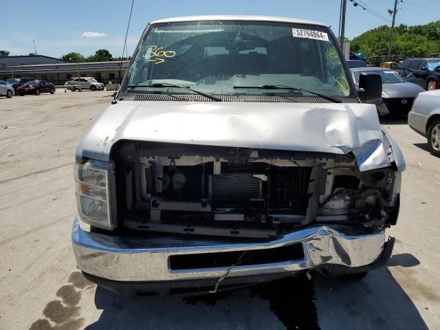 2012 Ford Econoline E350 Super Duty Wagon