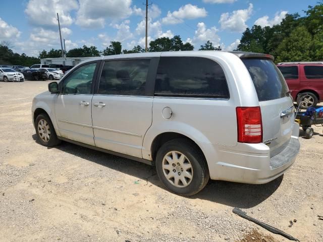 2010 Chrysler Town & Country LX