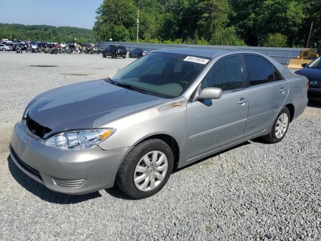 2005 Toyota Camry LE