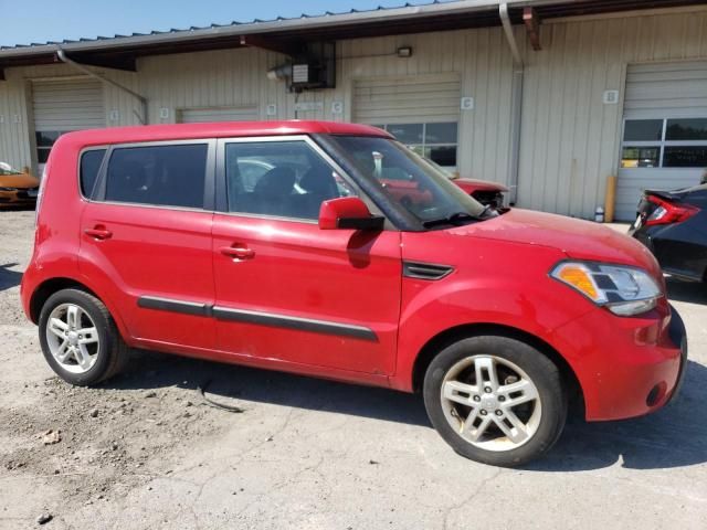 2011 KIA Soul +