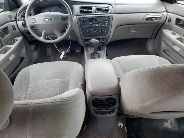 2003 Ford Taurus SE