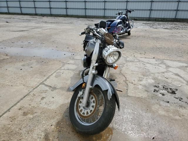 2005 Suzuki C50