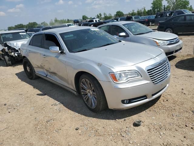 2012 Chrysler 300C Luxury