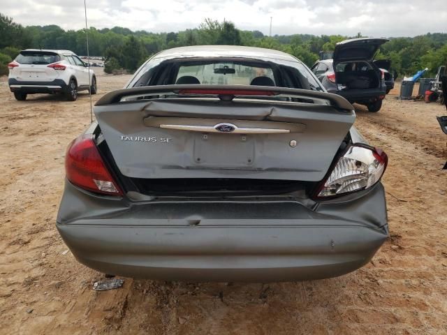 2003 Ford Taurus SE