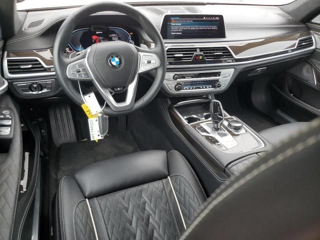 2021 BMW 745XE