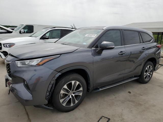 2020 Toyota Highlander XLE