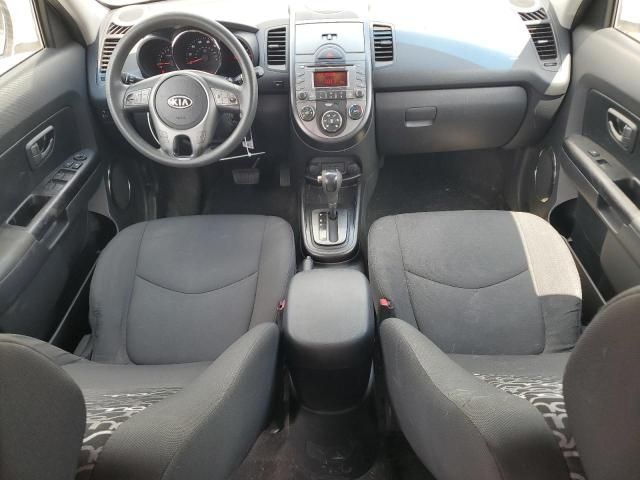 2010 KIA Soul +