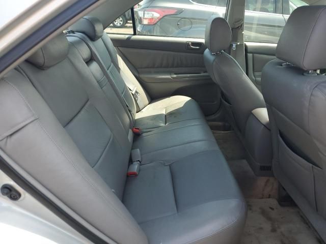 2004 Toyota Camry LE