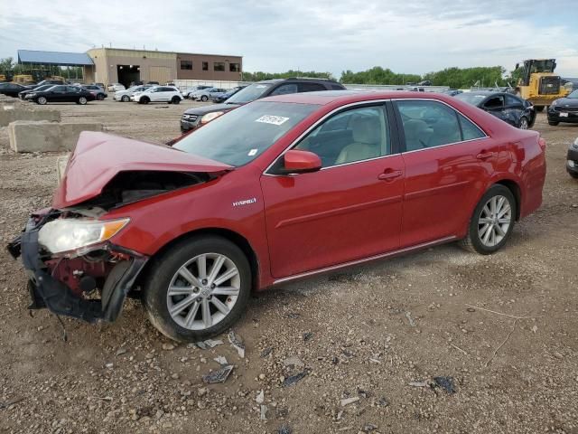 2014 Toyota Camry Hybrid